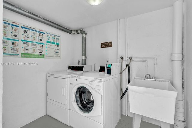 9381 E Bay Harbor Dr 202s, Bay Harbor Islands, FL 33154