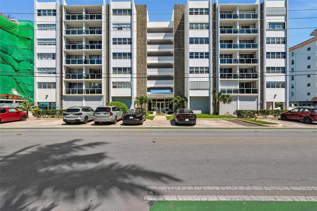 9381 E Bay Harbor Dr 202s, Bay Harbor Islands, FL 33154