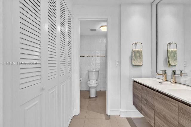 9381 E Bay Harbor Dr 202s, Bay Harbor Islands, FL 33154