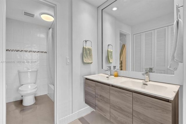 9381 E Bay Harbor Dr 202s, Bay Harbor Islands, FL 33154