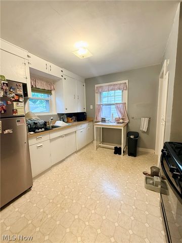 4410 W 171st Street, Cleveland, OH 44135