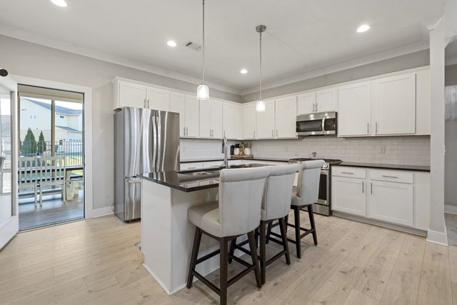 103 Stewarts Landing Dr, Mount Juliet, TN 37122