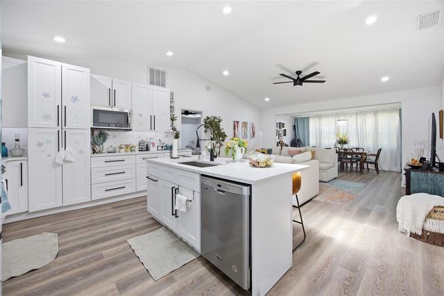 3880 NE 22ND COURT, Ocala, FL 34479