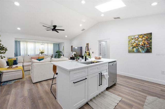 3880 NE 22ND COURT, Ocala, FL 34479