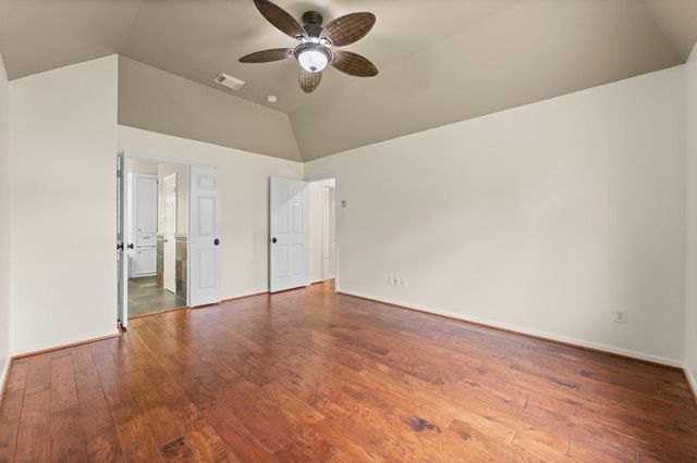 6221 Ranch Lake Drive, Magnolia, TX 77354