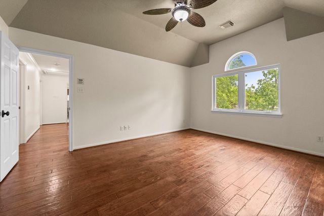 6221 Ranch Lake Drive, Magnolia, TX 77354