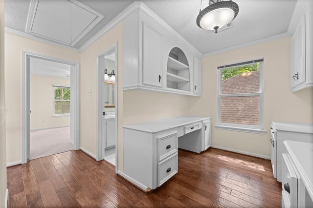 6221 Ranch Lake Drive, Magnolia, TX 77354