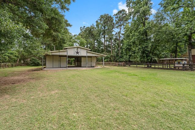 6221 Ranch Lake Drive, Magnolia, TX 77354