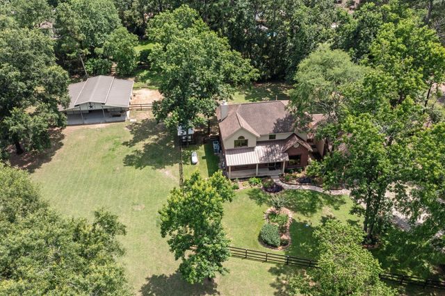 6221 Ranch Lake Drive, Magnolia, TX 77354