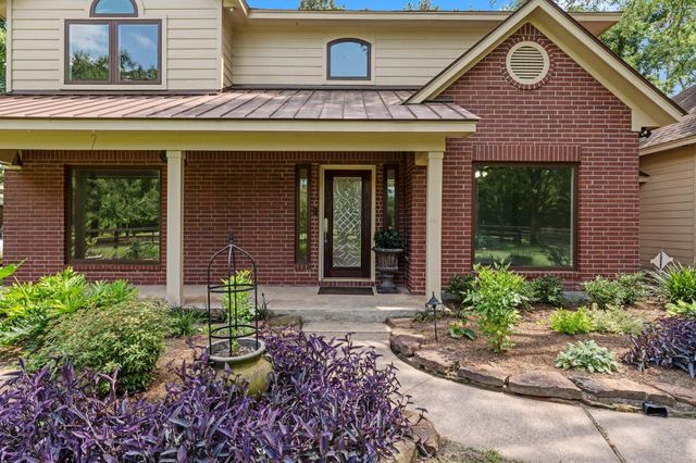 6221 Ranch Lake Drive, Magnolia, TX 77354