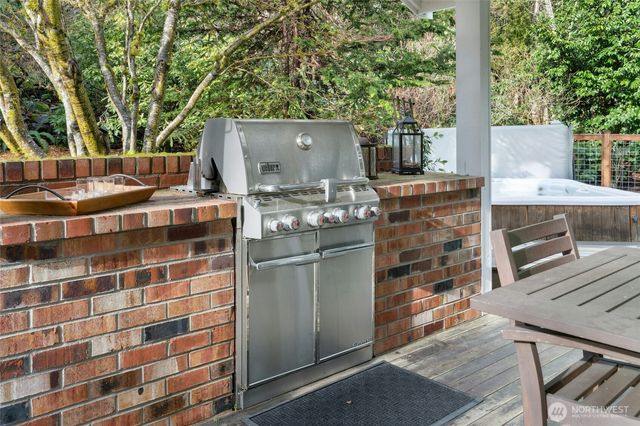 2641 262nd Place SE, Sammamish, WA 98075