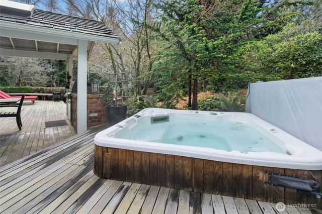 2641 262nd Place SE, Sammamish, WA 98075