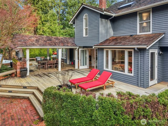 2641 262nd Place SE, Sammamish, WA 98075