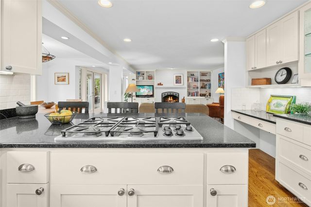 2641 262nd Place SE, Sammamish, WA 98075