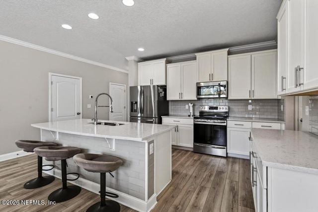 11631 LAKE CHUB Drive, Jacksonville, FL 32226
