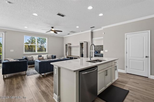 11631 LAKE CHUB Drive, Jacksonville, FL 32226