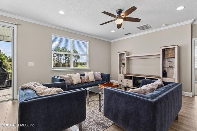 11631 LAKE CHUB Drive, Jacksonville, FL 32226