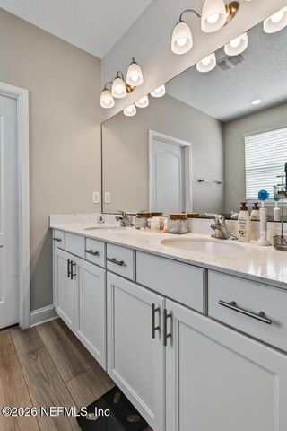 11631 LAKE CHUB Drive, Jacksonville, FL 32226