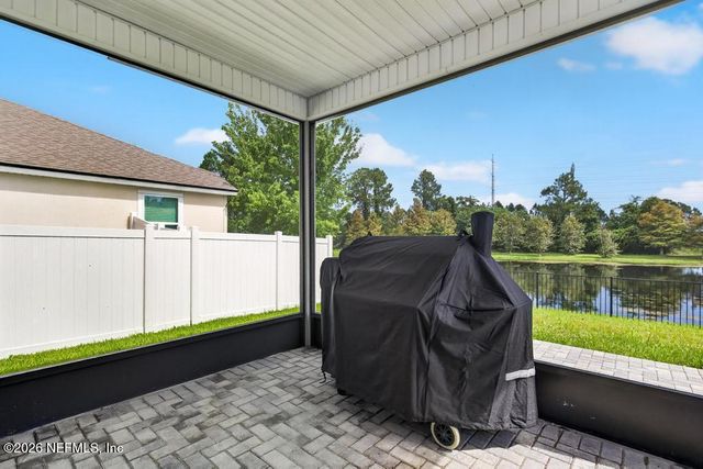 11631 LAKE CHUB Drive, Jacksonville, FL 32226