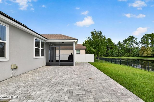11631 LAKE CHUB Drive, Jacksonville, FL 32226