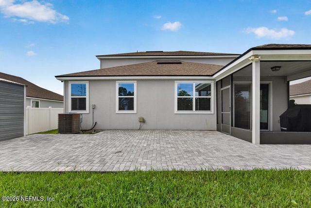 11631 LAKE CHUB Drive, Jacksonville, FL 32226