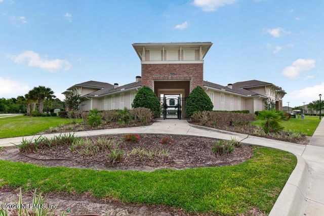 11631 LAKE CHUB Drive, Jacksonville, FL 32226