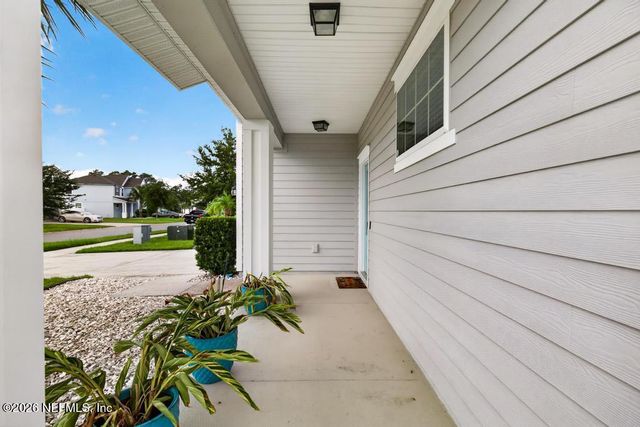 11631 LAKE CHUB Drive, Jacksonville, FL 32226