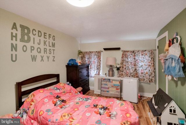 53 MAIN ST, Oley, PA 19547