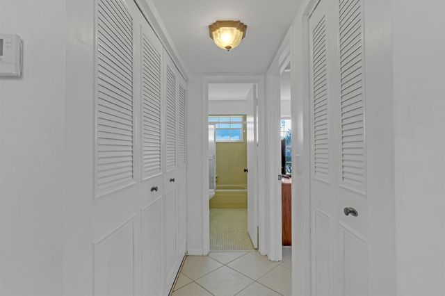 857 Worcester B Lane B, Lake Worth, FL 33467