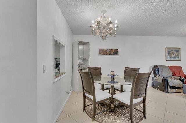 857 Worcester B Lane B, Lake Worth, FL 33467