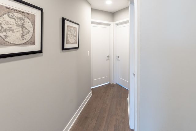 2631 S Throop Street E, Chicago, IL 60608