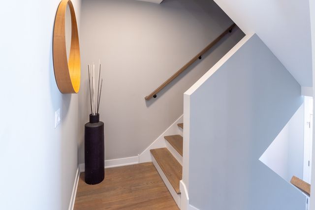 2631 S Throop Street E, Chicago, IL 60608