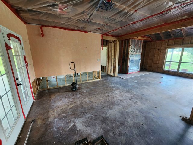 17555 County Road 330, Terrell, TX 75161