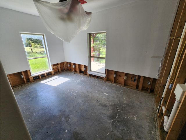 17555 County Road 330, Terrell, TX 75161