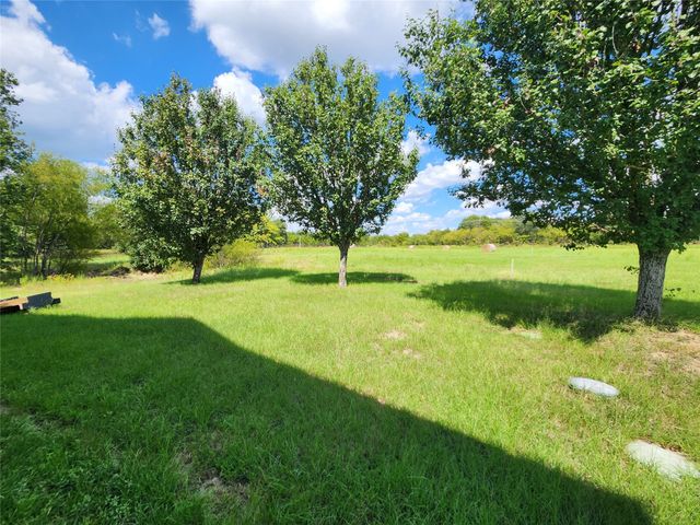 17555 County Road 330, Terrell, TX 75161