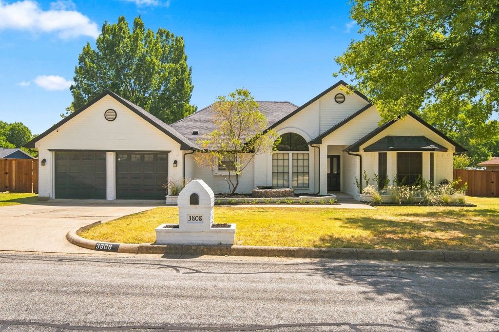 3808 Chestnut Street, Fort Worth, TX 76137 — exterior