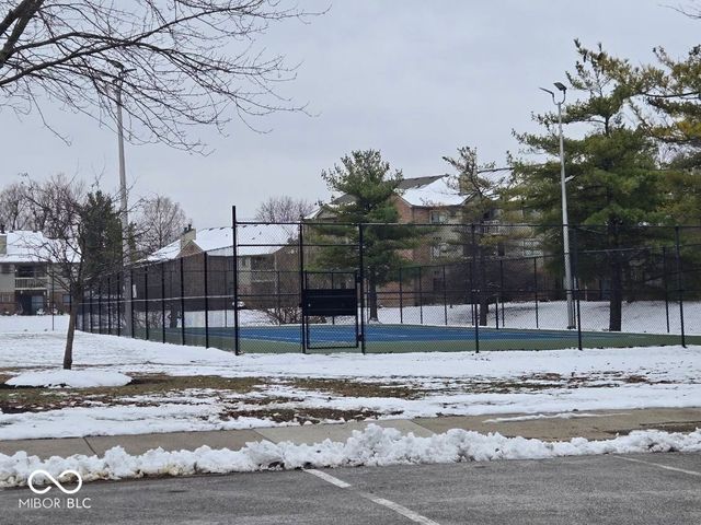 4351 Village Parkway Circle W, Indianapolis, IN 46254