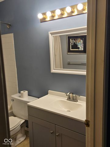 4351 Village Parkway Circle W, Indianapolis, IN 46254