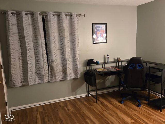 4351 Village Parkway Circle W, Indianapolis, IN 46254