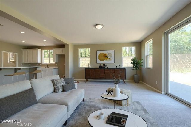 6727 Miramar, Palmdale, CA 93551