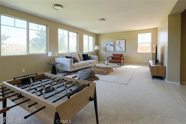 6727 Miramar, Palmdale, CA 93551