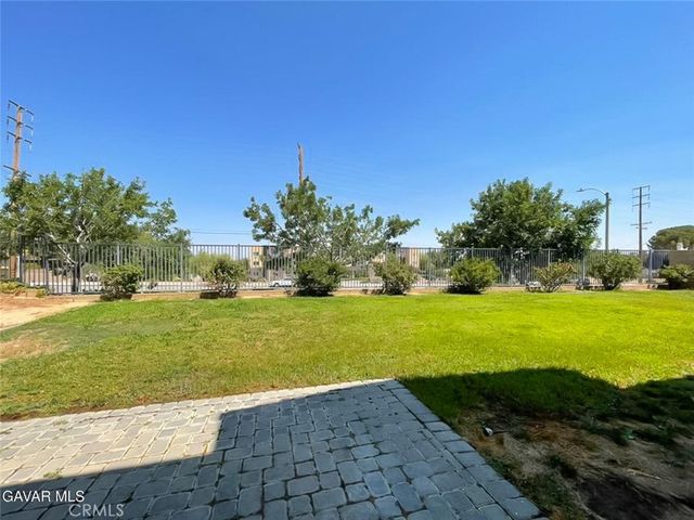 6727 Miramar, Palmdale, CA 93551