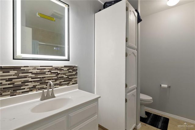 4407 N Raul Longoria Road, San Juan, TX 78589