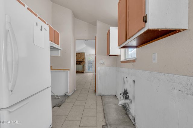 6057 MORNING GLORY Circle, El Paso, TX 79924