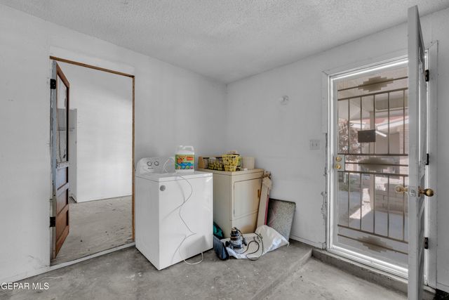 6057 MORNING GLORY Circle, El Paso, TX 79924