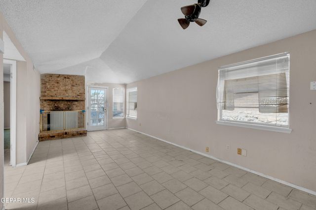 6057 MORNING GLORY Circle, El Paso, TX 79924