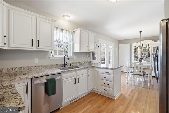 1117 ASHBY ST, Front Royal, VA 22630