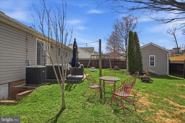 1117 ASHBY ST, Front Royal, VA 22630
