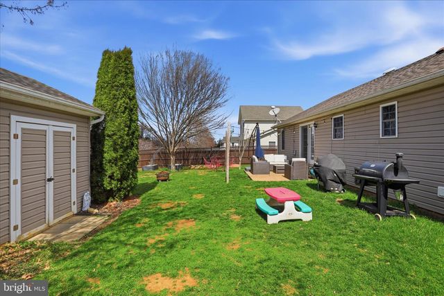 1117 ASHBY ST, Front Royal, VA 22630
