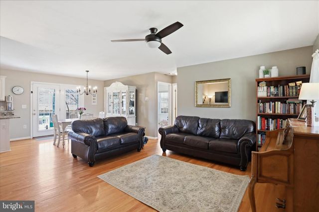 1117 ASHBY ST, Front Royal, VA 22630
